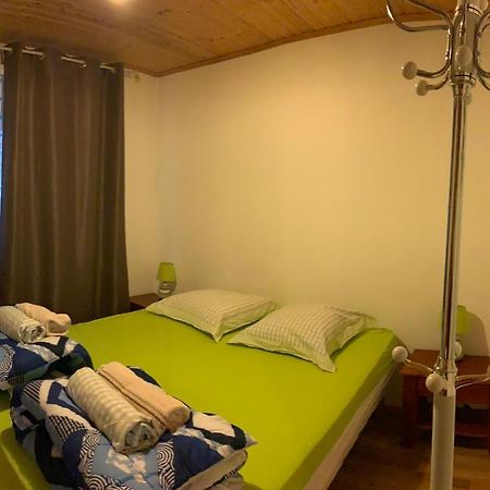 Les Chalets Fleurs De France - Kota Saint-Dalmas Kültér fotó