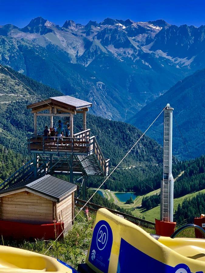 Les Chalets Fleurs De France - Kota Saint-Dalmas Kültér fotó